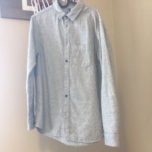 H&M grey button down shirt